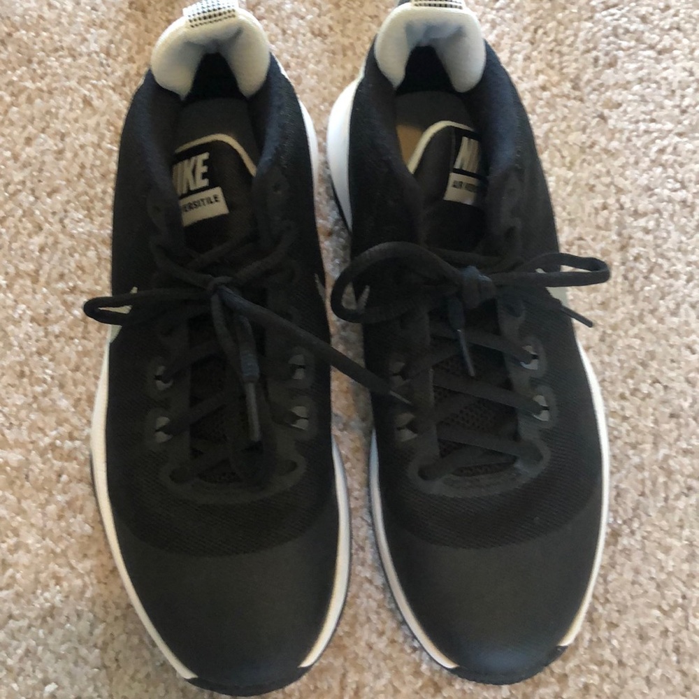 Nike Basketball sneakers